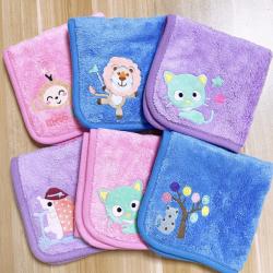 DY 卡通长毛绒小方巾 卡通擦手巾 纤维小方巾 毛巾带包边挂绳